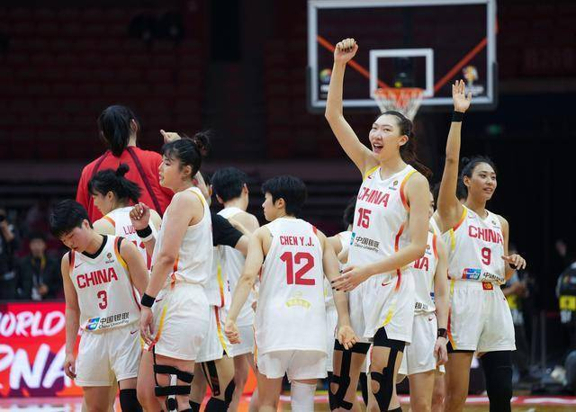 开云体育下载入口-宫鲁鸣钦点4人拉胯，9号球员引争议，郑薇旧将靠谱，张子宇效率高|李月汝|女篮|唐子婷|篮板|马里女篮_新浪体育_新浪新闻